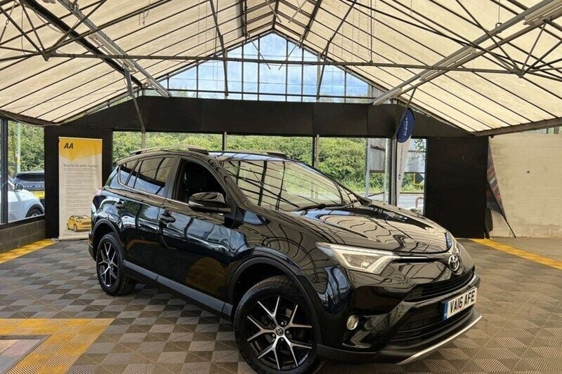 Black Used 2016 Toyota RAV4 SUV | £12,495 (Fair price) - Image 1/1