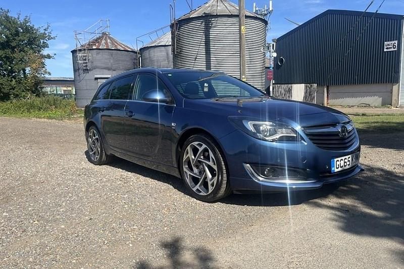 Blue Used 2016 Vauxhall Insignia SRi Estate | £4,995 (Fair price) - Image 1/1