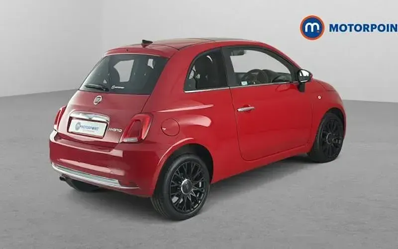 Used Fiat 500 69 HP (50 kW) 2023 Red Hatchback