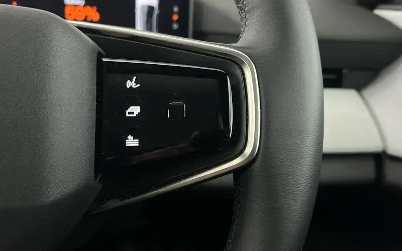 Used Polestar 4 Plus 200 kW (272 HP) 2024 Gold SUV