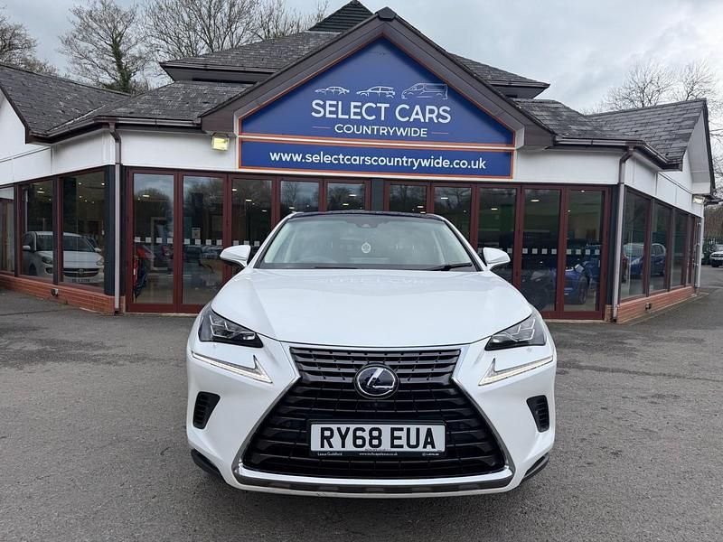 Used Lexus NX300h 197 HP (144 kW) 2019 White SUV