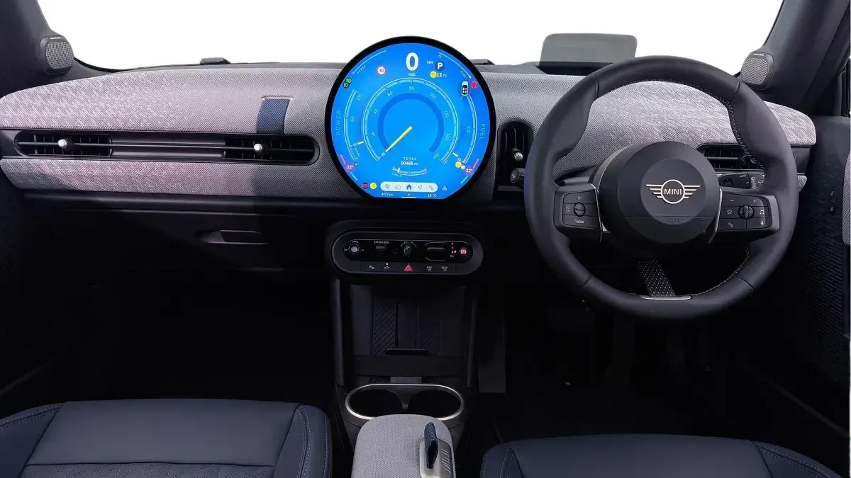 New Mini Cooper S Hatch 201 HP (147 kW) 2026 Black Hatchback