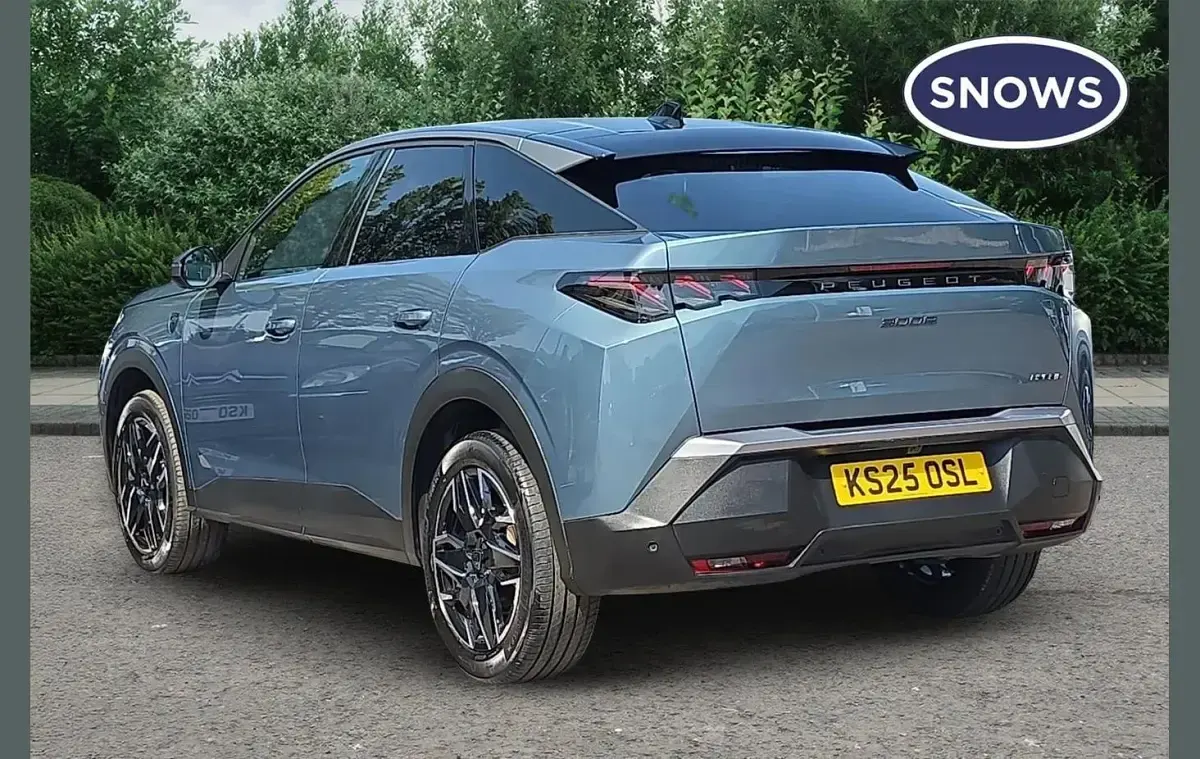 Used Peugeot 3008 GTi 136 HP (100 kW) 2025 Blue SUV