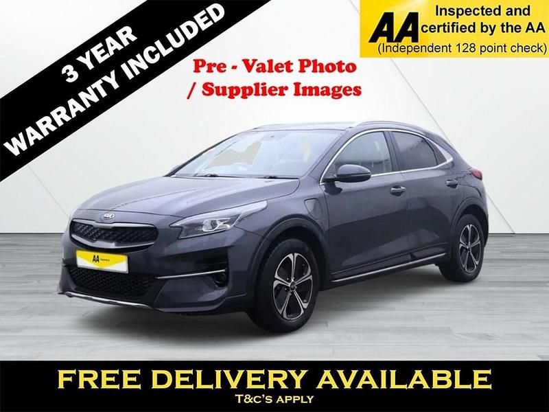 Grey Used 2021 Kia XCeed 3 SUV | £15,395 (Fair price) - Image 1/4