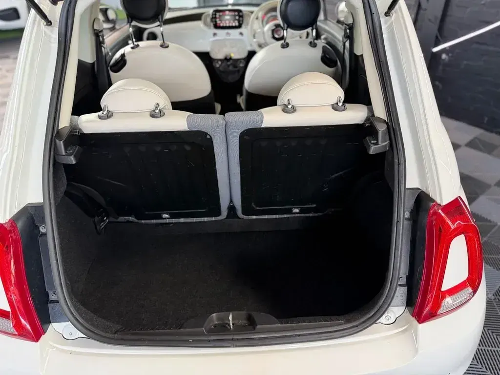 Used Fiat 500 Lounge 69 HP (50 kW) 2018 White Hatchback