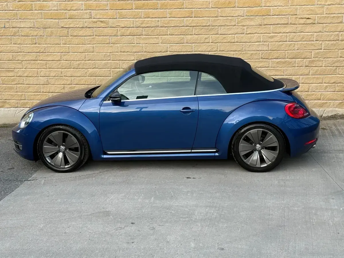 Used VW Beetle Sportline 140 HP (102 kW) 2013 Blue Hatchback