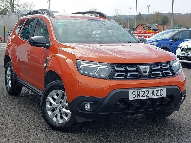 Used Dacia Duster Comfort 90 HP (66 kW) 2022 Orange SUV