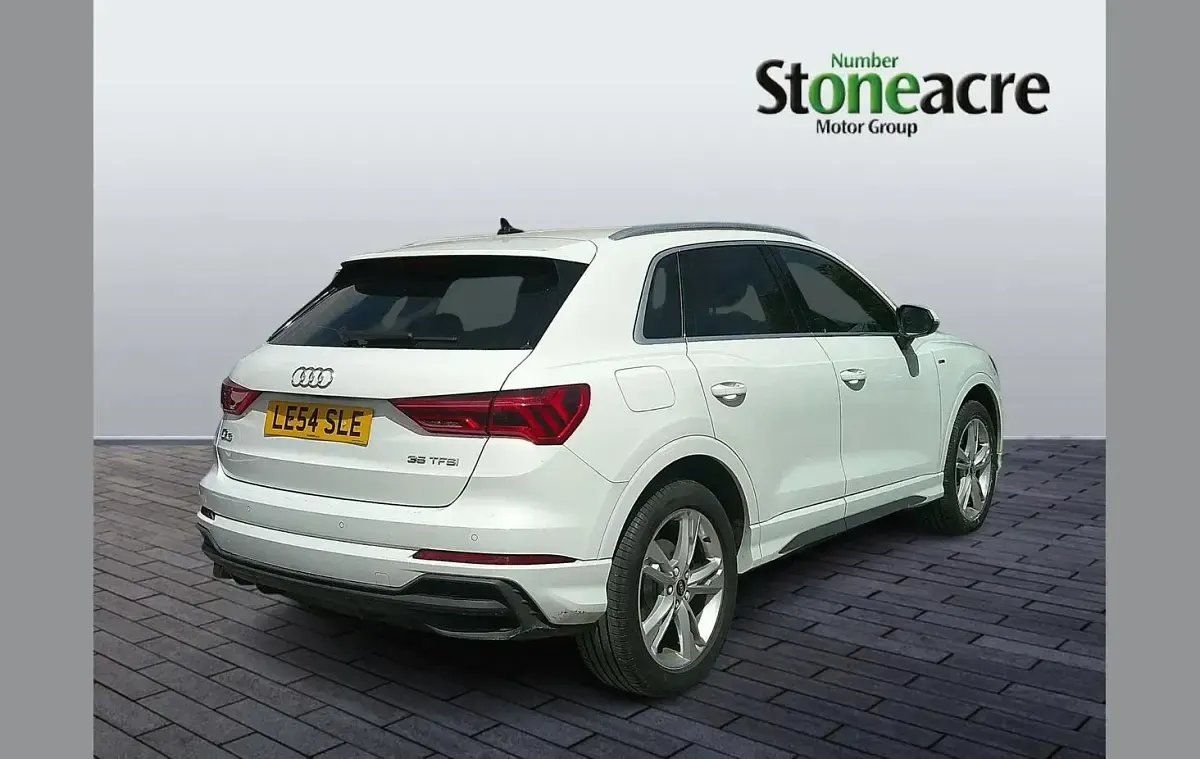 Used Audi Q3 S-Line 147 HP (108 kW) 2021 White SUV