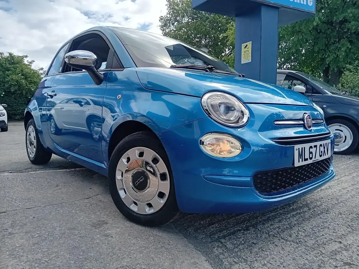 Used Fiat 500 Mirror 69 HP (50 kW) 2017 Blue Hatchback