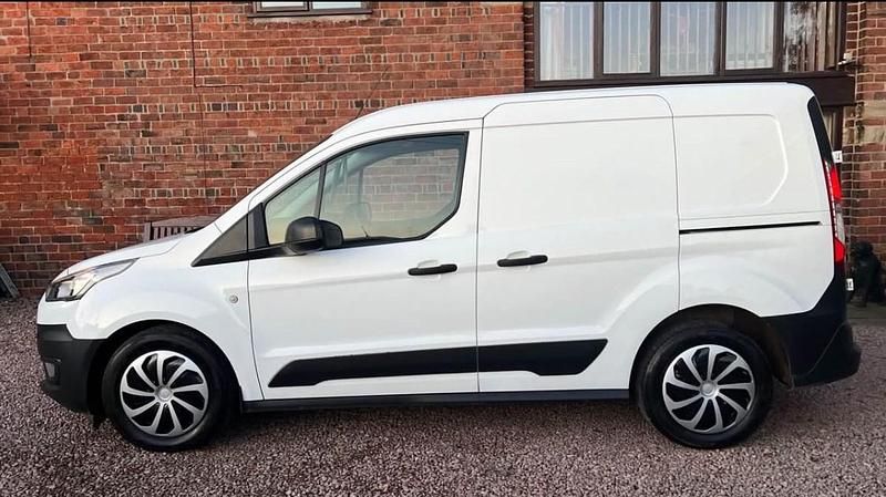 Used Ford Transit Connect 75 HP (55 kW) 2019 White MPV