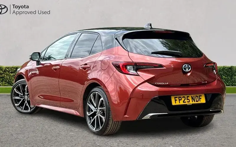 Used Toyota Corolla 178 HP (130 kW) 2025 Red Hatchback