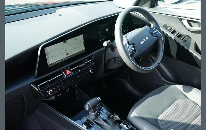 Used Kia Niro 127 HP (93 kW) 2025 Black SUV