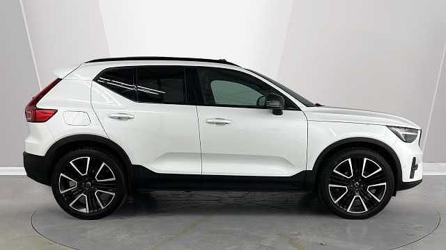 Used Volvo XC40 Ultra 194 HP (142 kW) 2025 SUV