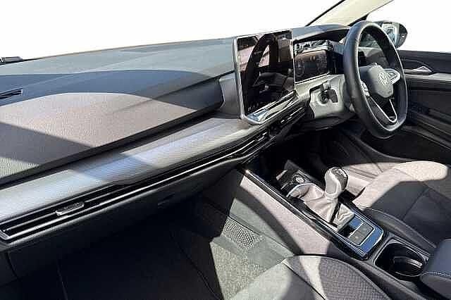 Used VW Golf VIII Style 150 HP (110 kW) 2025 Black Hatchback