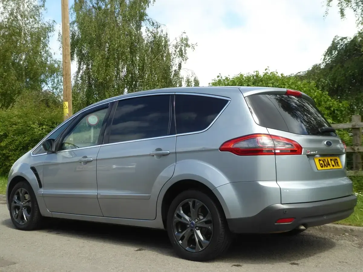 Used Ford S-MAX Titanium 2014 Silver MPV