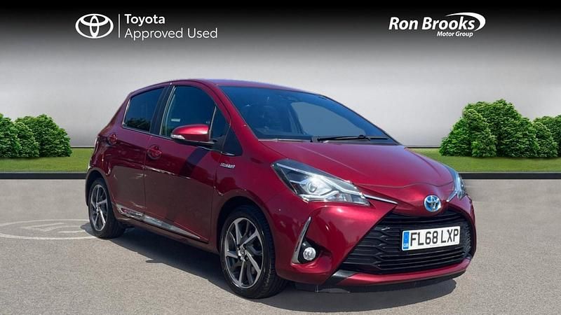 Red Used 2018 Toyota Yaris Hybrid Hatchback | £11,239 (Fair price) - Image 1/4