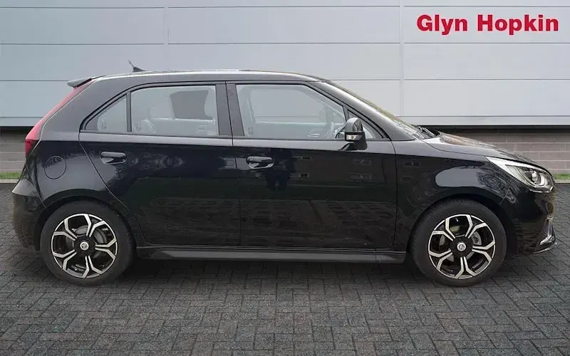 Used MG MG3 Exclusive 106 HP (77 kW) 2024 Black Hatchback