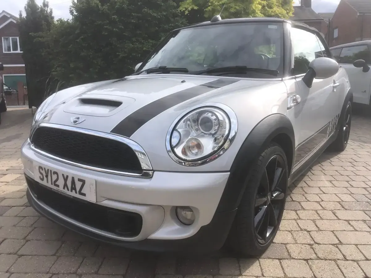 Used Mini Cooper S Cabriolet 184 HP (135 kW) 2012 Silver Cabriolet