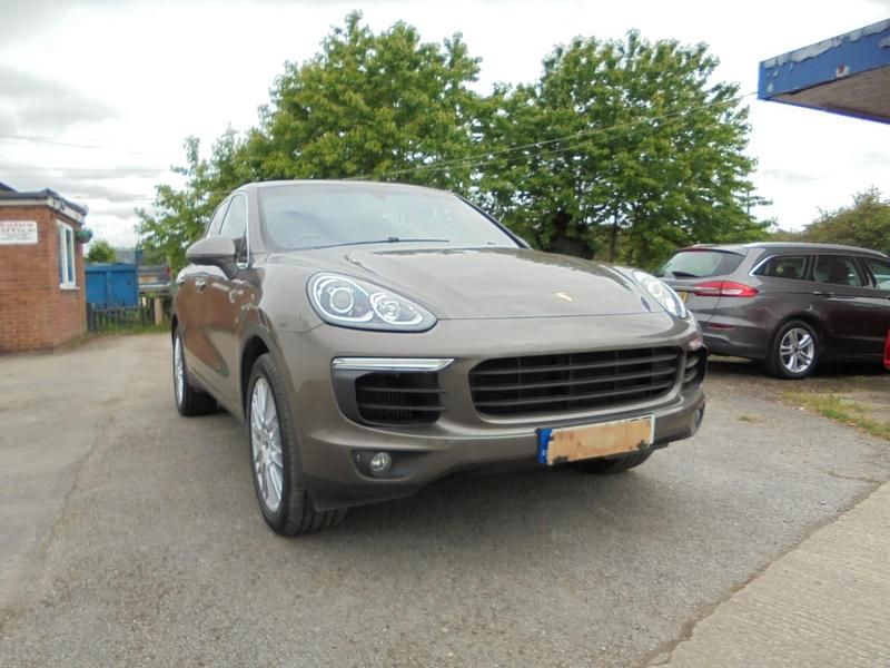 Brown Used 2014 Porsche Cayenne SUV | £13,995 (Super price) - Image 1/4