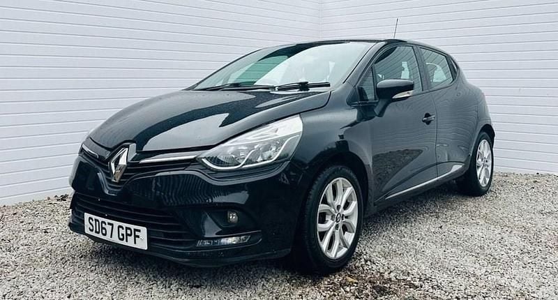 Used Renault Clio IV Dynamique 2017 Black Hatchback