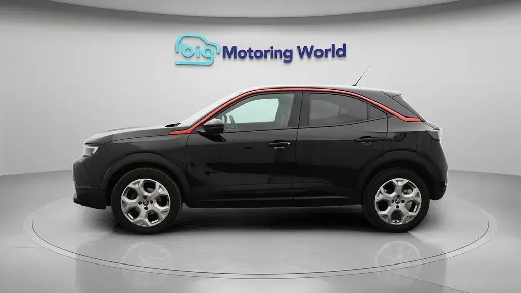Second-hand Vauxhall Mokka GS Line 130 CP (95 kW) 2023 Negru SUV