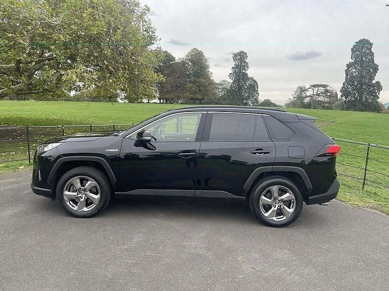 Used Toyota RAV4 Hybrid Design 2019 Black SUV