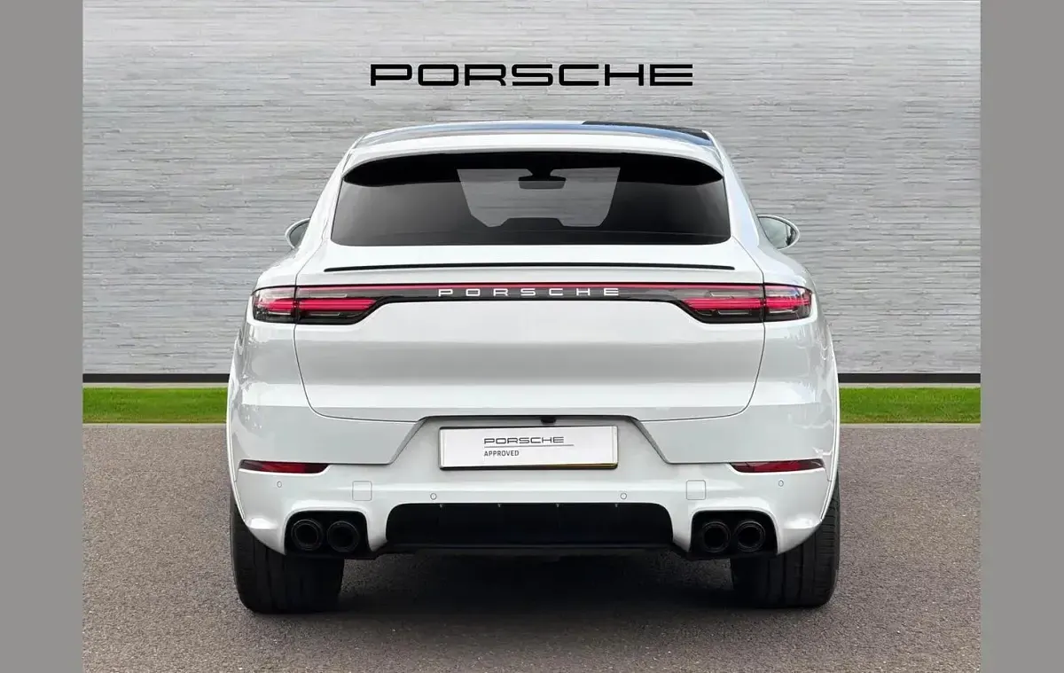 Used Porsche Cayenne 340 HP (250 kW) 2019 White SUV