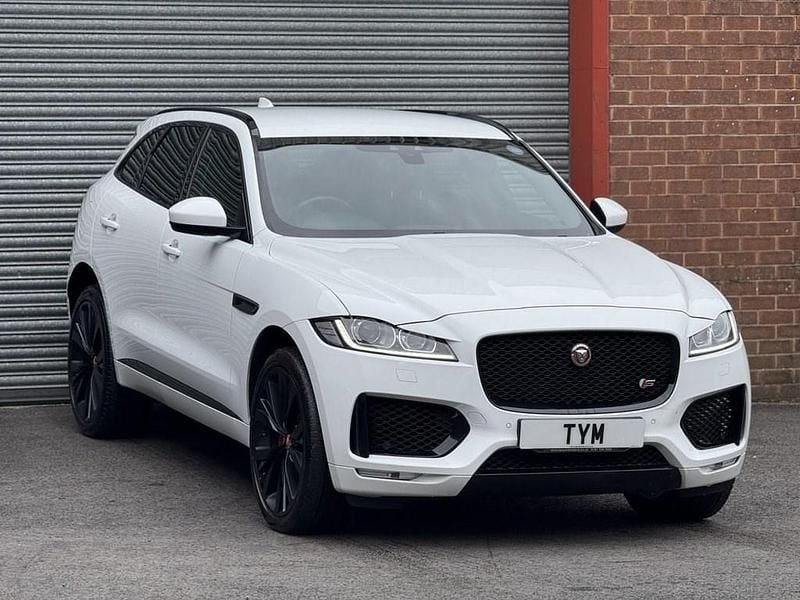 Used Jaguar F-Pace S 300 HP (220 kW) 2017 White SUV