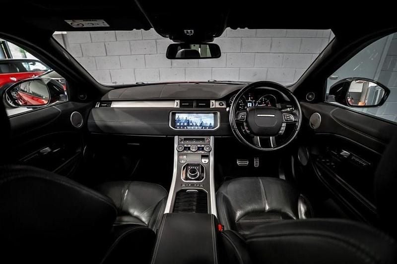 Used Land Rover Range Rover evoque HSE Dynamic 180 HP (132 kW) 2017 Red SUV