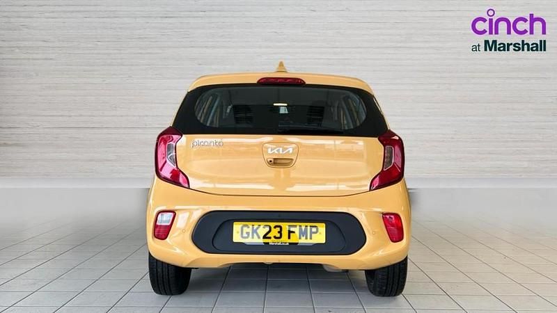 Used Kia Picanto 66 HP (48 kW) 2023 Yellow Hatchback