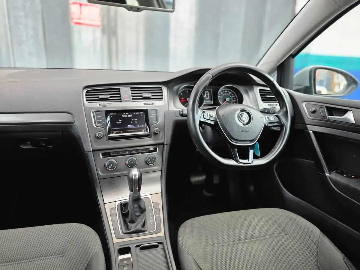 Used VW Golf VII SE 2013 Silver Hatchback
