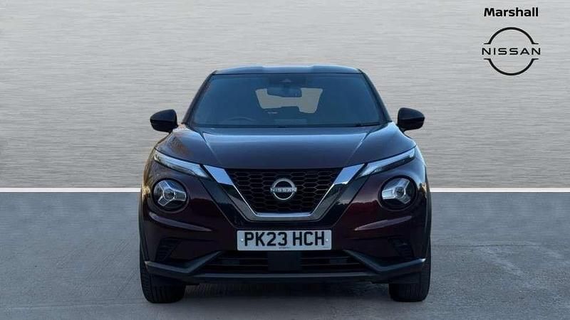 Used Nissan Juke N-Connecta 114 HP (83 kW) 2023 Red SUV