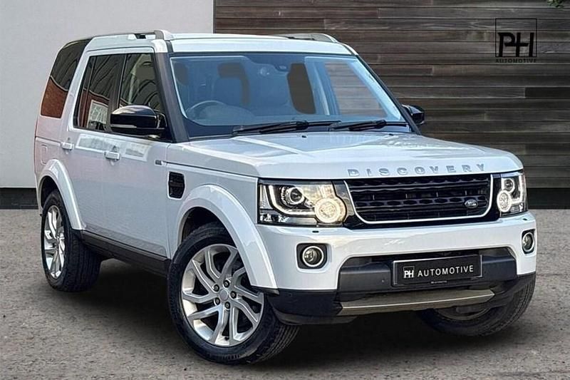 White Used 2016 Land Rover Discovery 4 Landmark SUV | £25,960 - Image 1/1