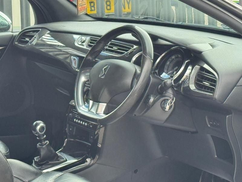 Used Citroën DS3 2015 Silver Hatchback