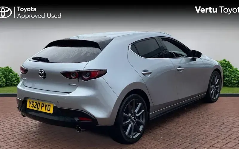 Used Mazda 3 Inclusive 122 HP (89 kW) 2020 Silver Hatchback
