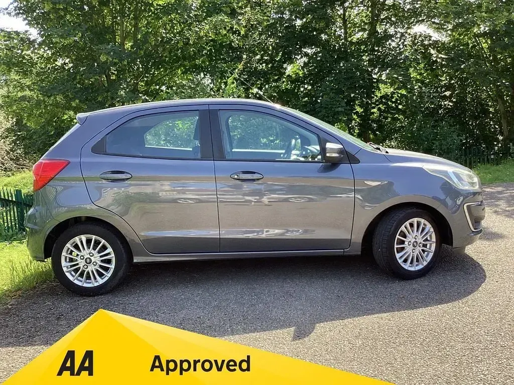 Used Ford Ka Plus Zetec 70 HP (51 kW) 2018 Grey Hatchback