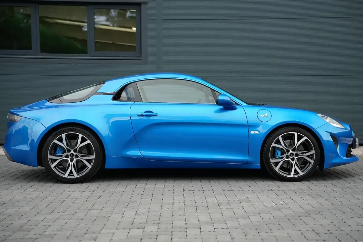 Used Alpine A110 296 HP (217 kW) 2022 Alpine blue Coupe