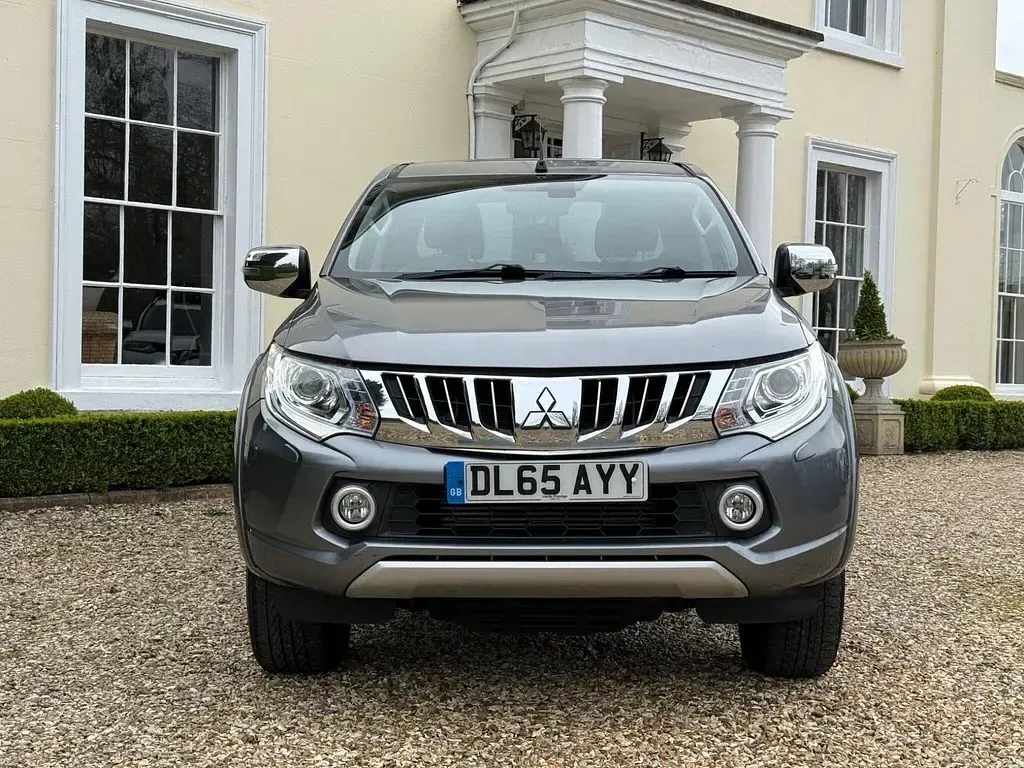 Used Mitsubishi L200 Warrior 178 HP (130 kW) 2015 Grey Pickup