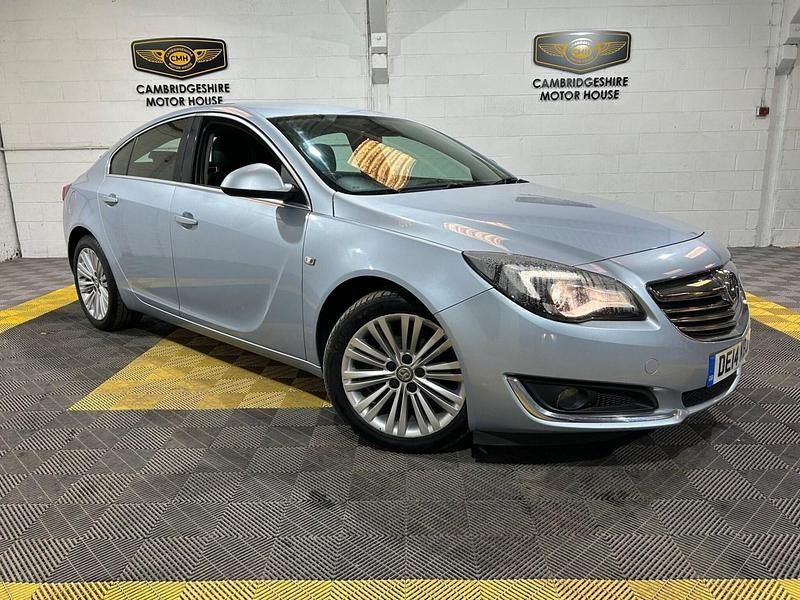 Silver Used 2014 Vauxhall Insignia S Hatchback | £2,450 (Good price) - Image 1/4