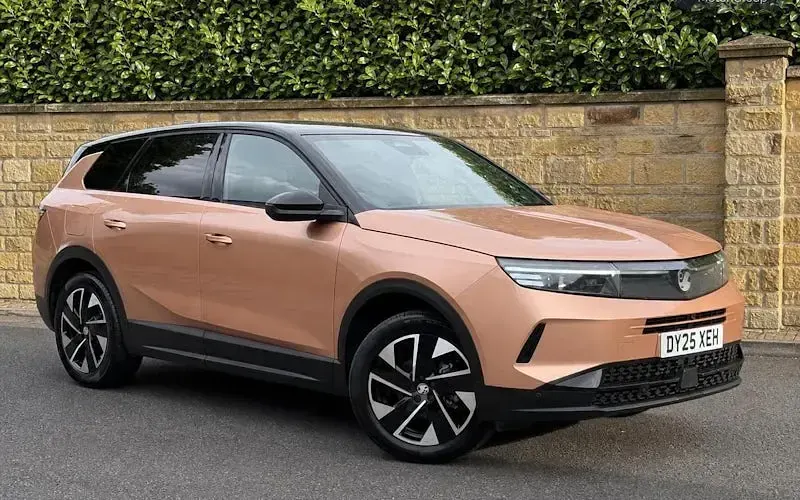 Used Vauxhall Grandland X Ultimate 136 HP (100 kW) 2025 SUV