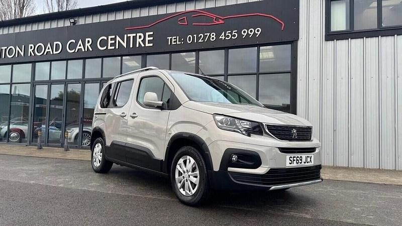Beige Used 2019 Peugeot Rifter Allure MPV | £13,995 (Fair price) - Image 1/4