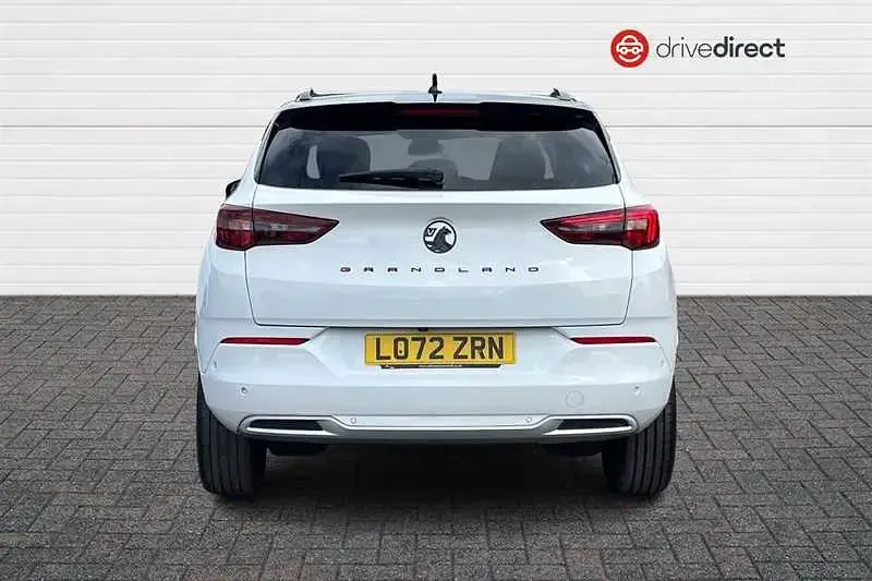 Used Vauxhall Grandland X Ultimate 130 HP (95 kW) 2023 White SUV