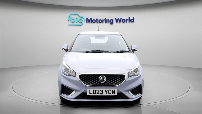 Used MG MG3 Exclusive 106 HP (77 kW) 2023 Silver Hatchback
