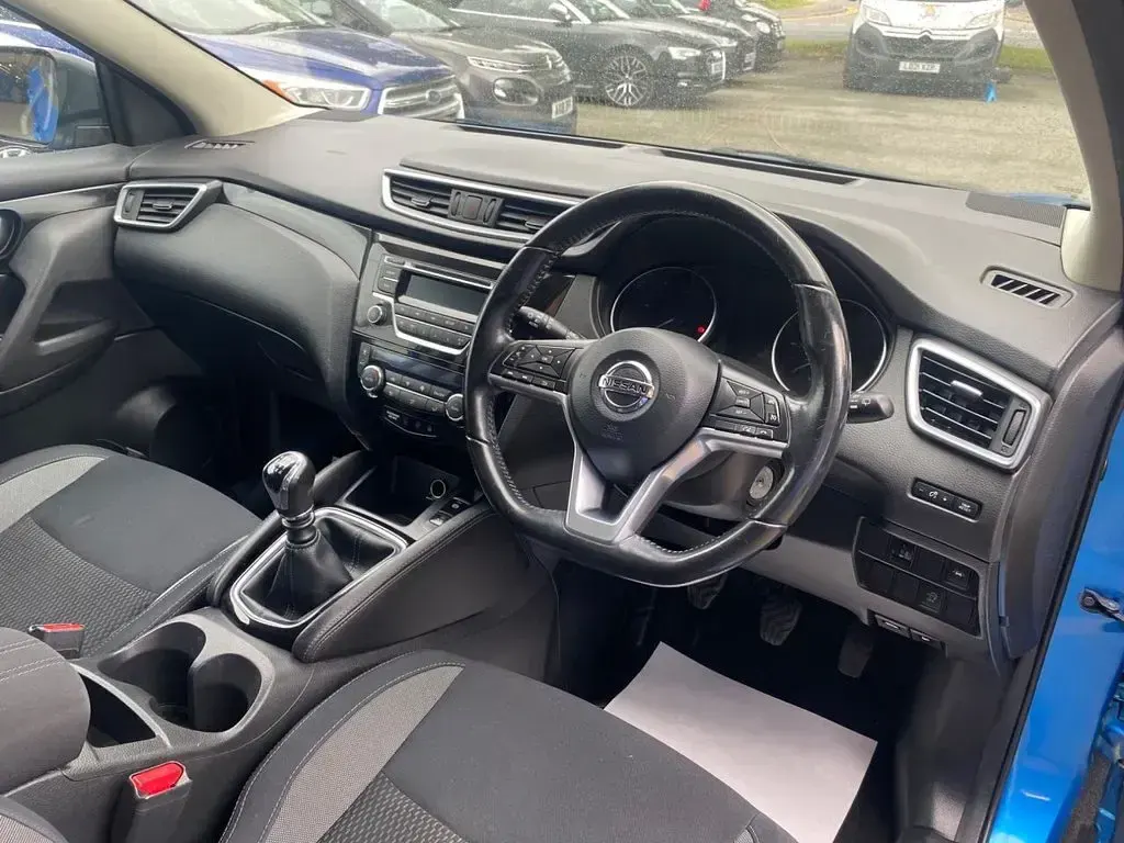 Used Nissan Qashqai Acenta 110 HP (80 kW) 2018 Blue SUV