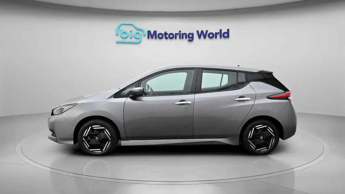 Used Nissan Leaf Acenta 108 kW (148 HP) 2022 Hatchback