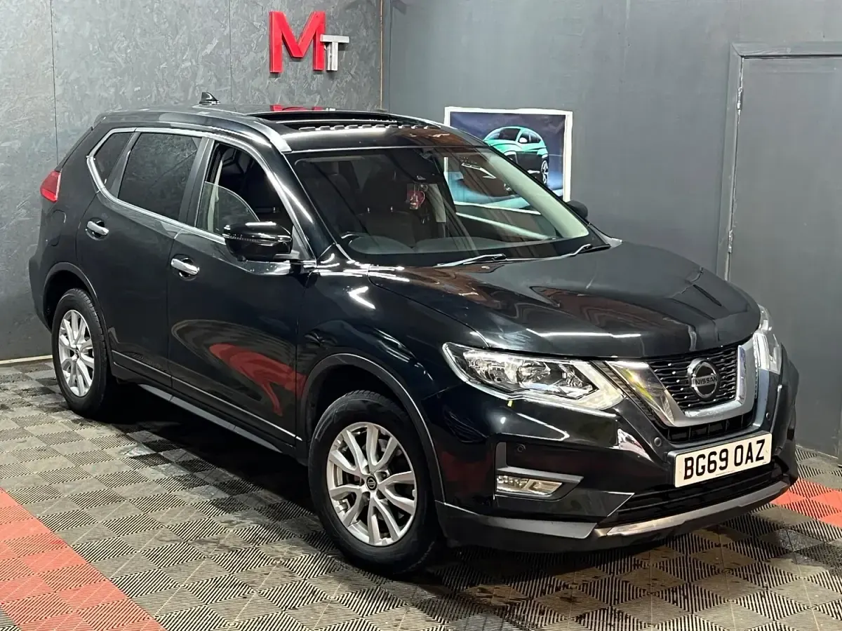 Used Nissan X-Trail Acenta Premium 150 HP (110 kW) 2019 Black SUV