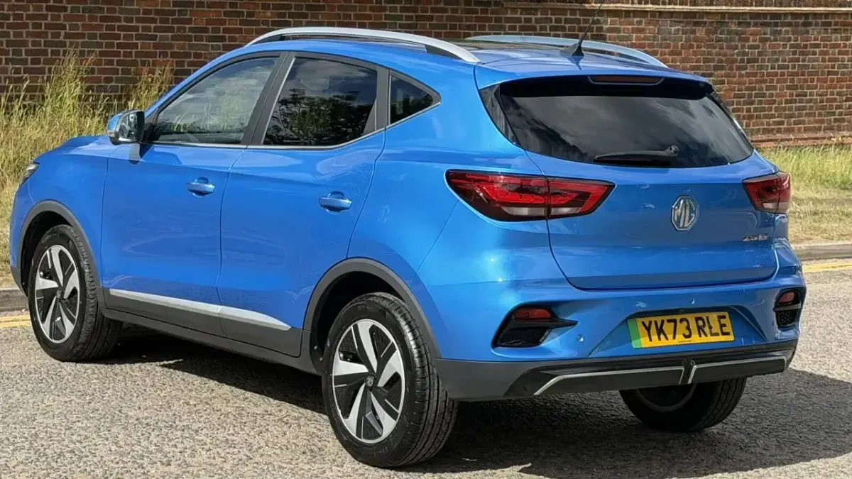 Used MG ZS Trophy Connect 114 kW (156 HP) 2024 Blue SUV