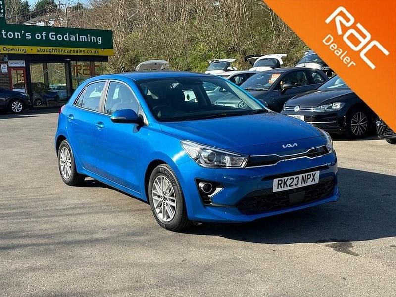 Used Kia Rio 83 HP (61 kW) 2023 Blue Hatchback