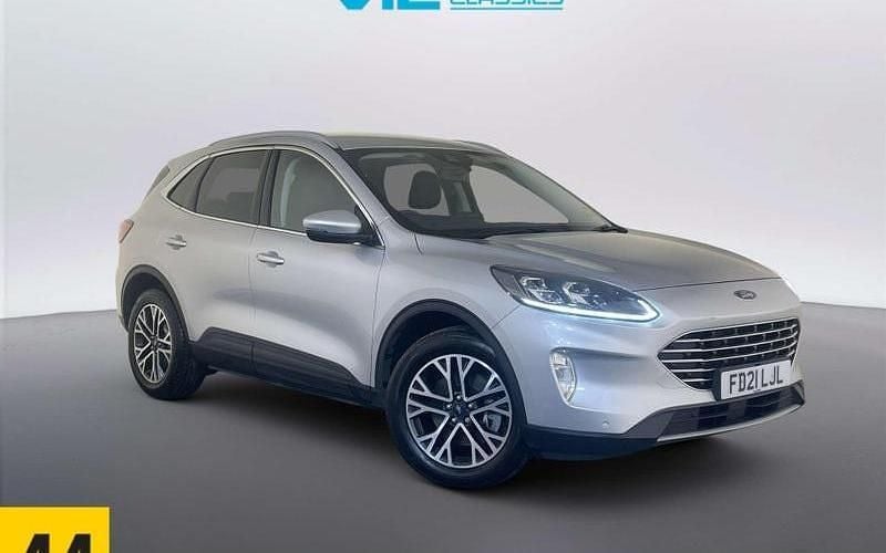 Usado Ford Kuga Titanium 224 HP (164 kW) 2020 SUV
