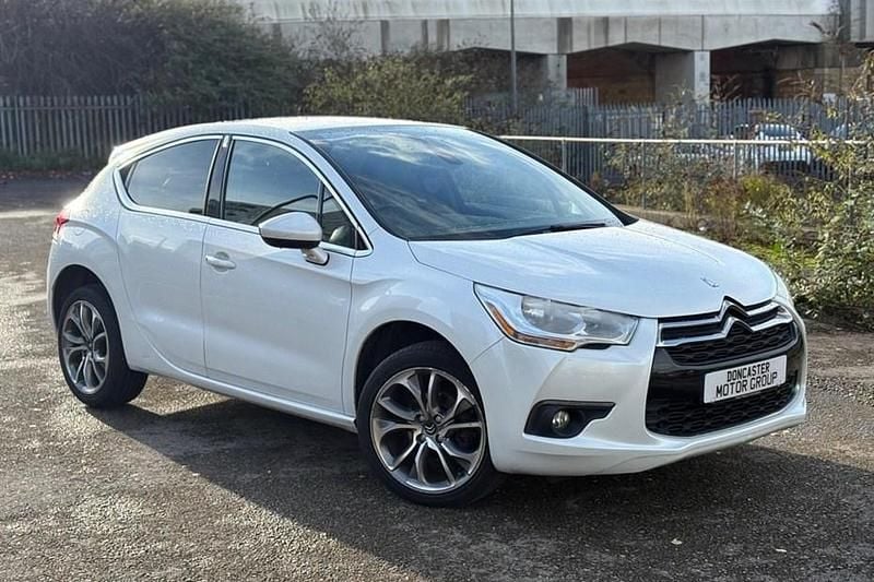 White Used 2014 Citroën DS4 Start Hatchback | £2,995 (Fair price) - Image 1/1